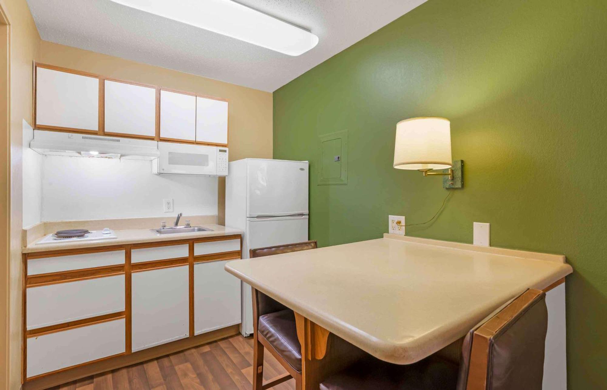 Extended Stay America Select Suites - Richmond - West End - I-64 Шорт-Памп Экстерьер фото