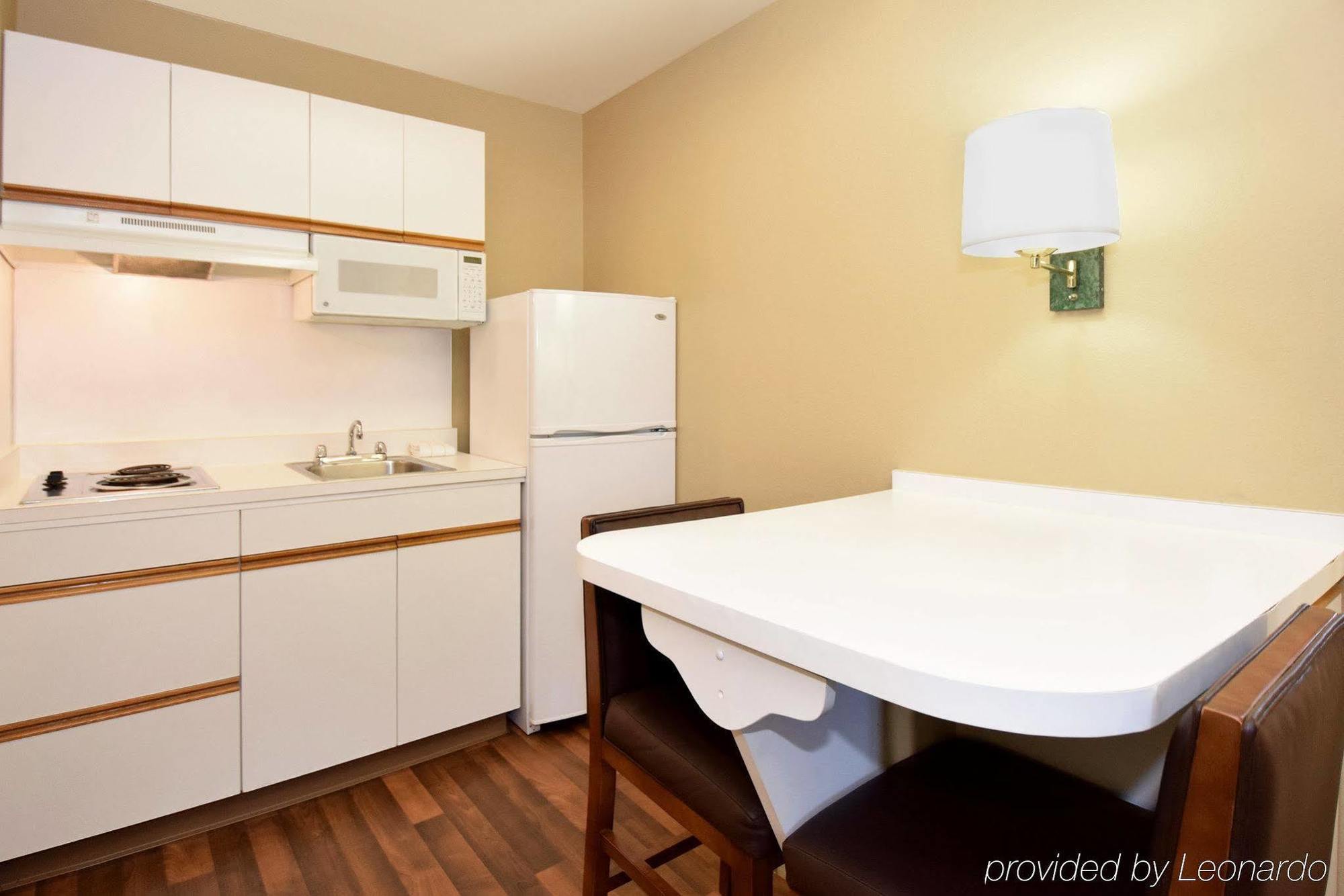 Extended Stay America Select Suites - Richmond - West End - I-64 Шорт-Памп Экстерьер фото